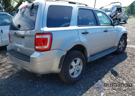2010 Ford Escape Xlt из США, поврежденный, VIN 1FMCU0D75AKB03571